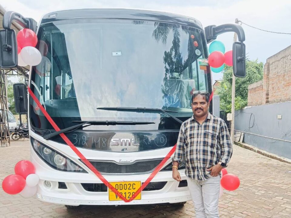 book-a-luxury-coach-rental-in-odisha-for-your-next-trip