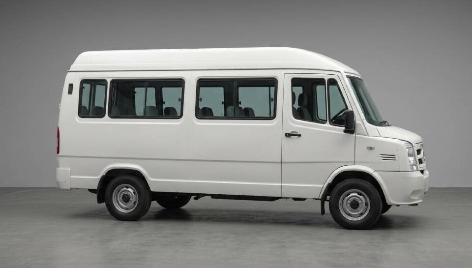 affordable-tempo-traveller-in-odisha-for-group-tours-pilgrimage-outstation-trips